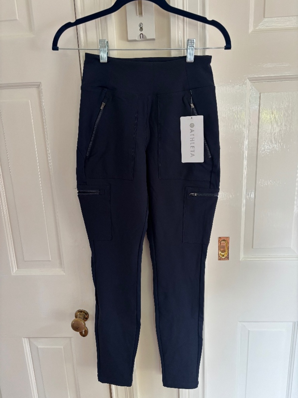Athleta headlands hybrid cargo tight